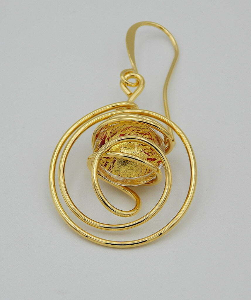 Swirled gold plated rhodium earring with red gold Murano glass bead