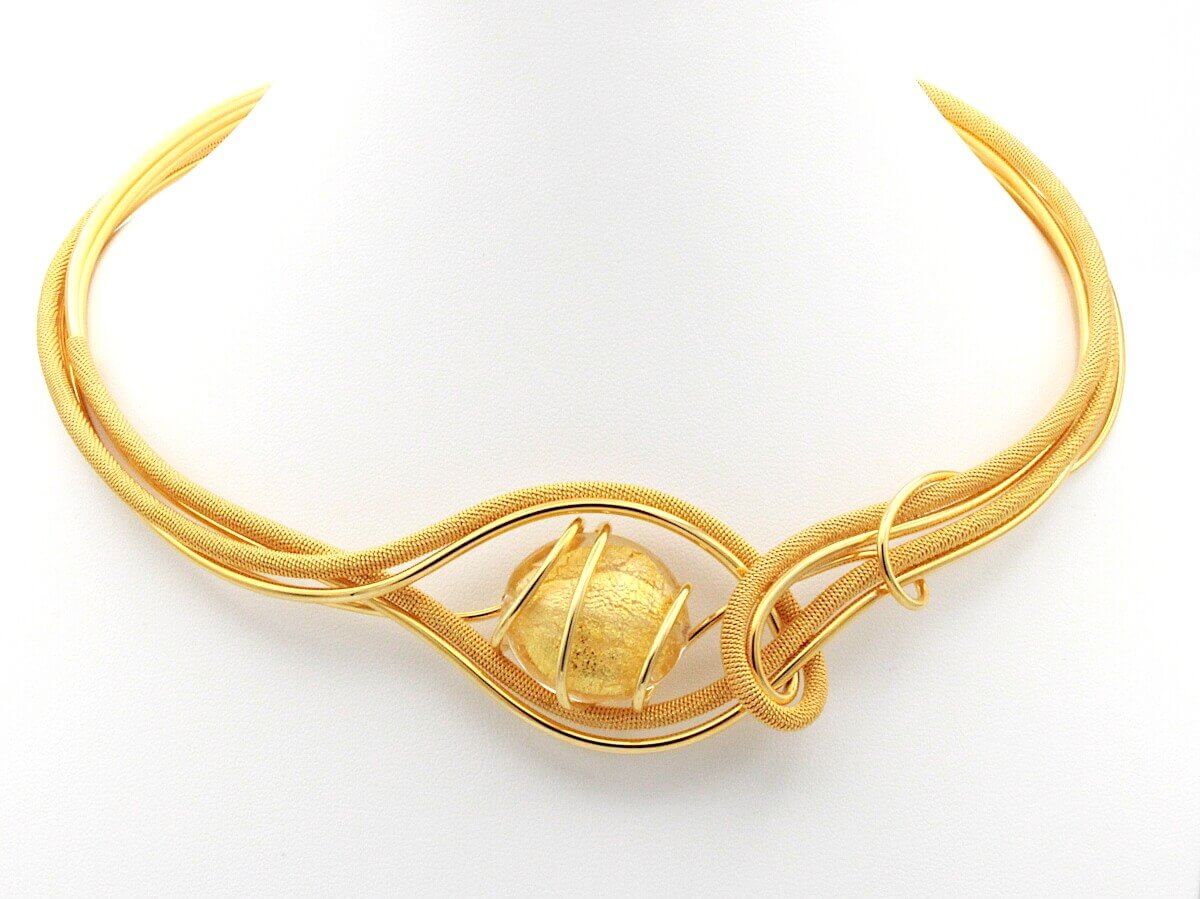 Golden woven rhodium necklace with single gold Murano bead