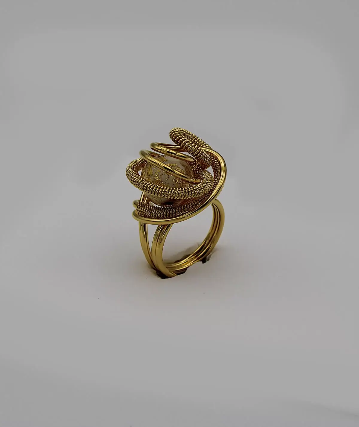 golden weave ring with gold Murano glass bead