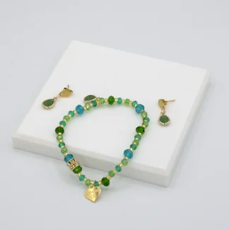 Delicate green tones stretch bracelet with matching delicate drop earrings on post