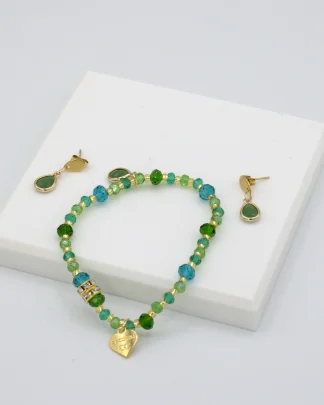 Delicate green tones stretch bracelet with matching delicate drop earrings on post
